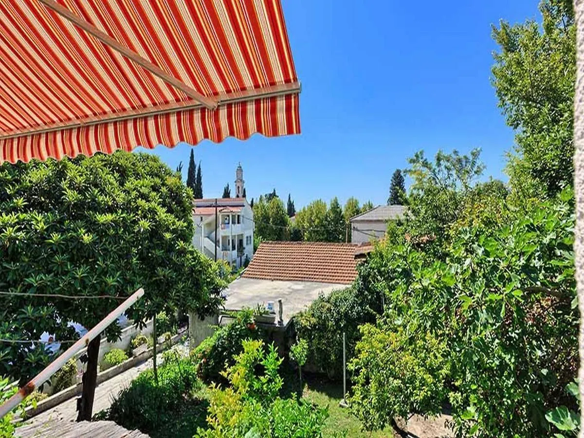 Apartment Lucija Kaštela